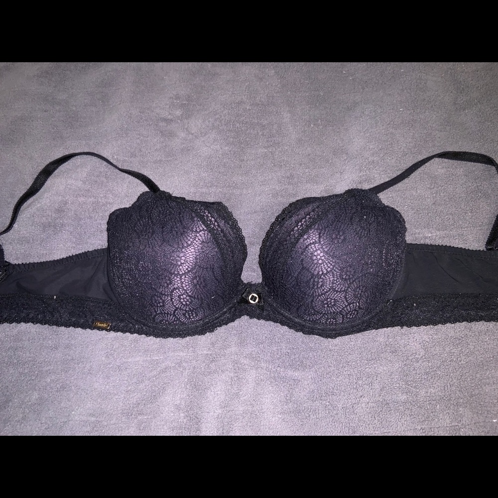 black lace bra, no padding